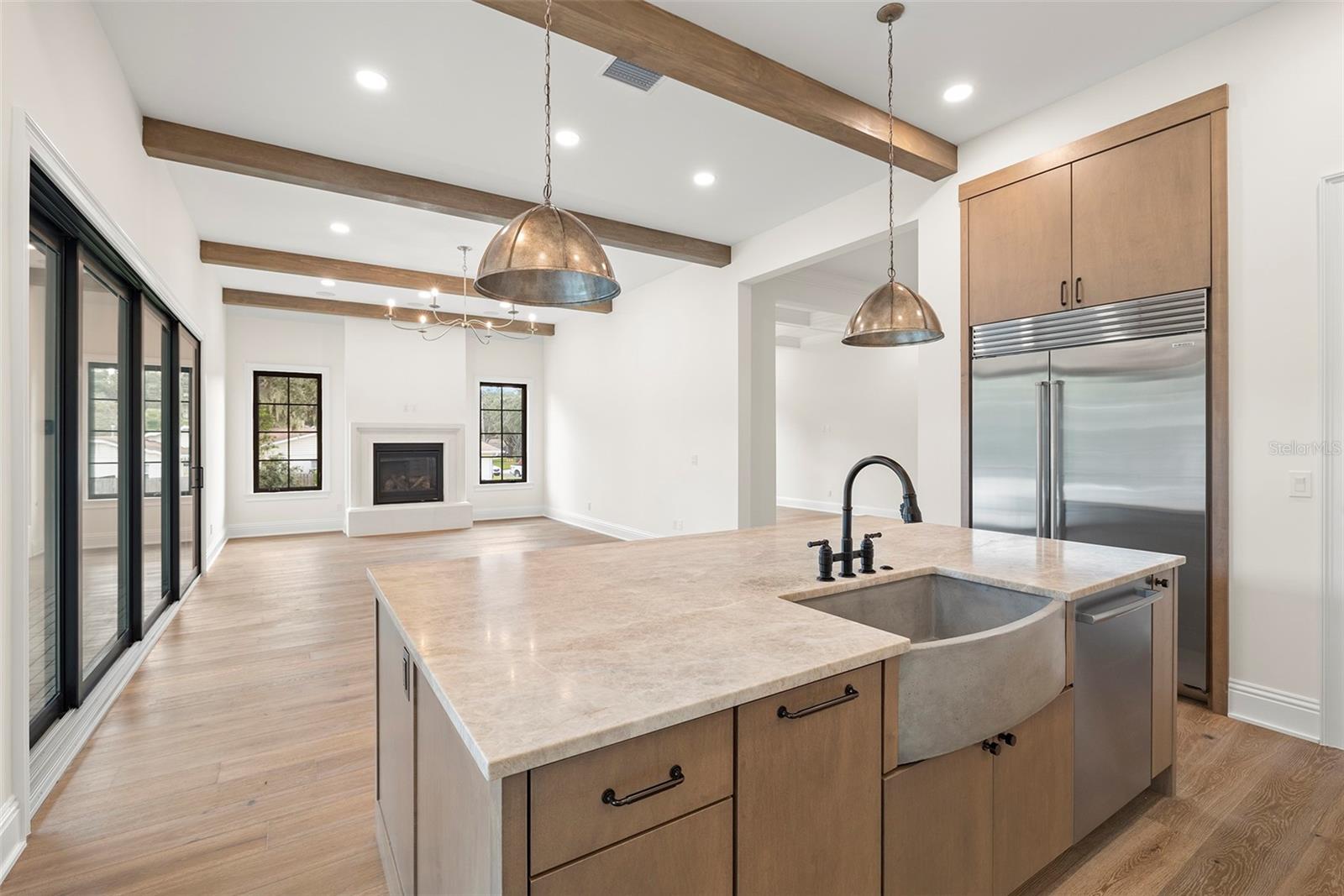 SUNSET PARK - Residential