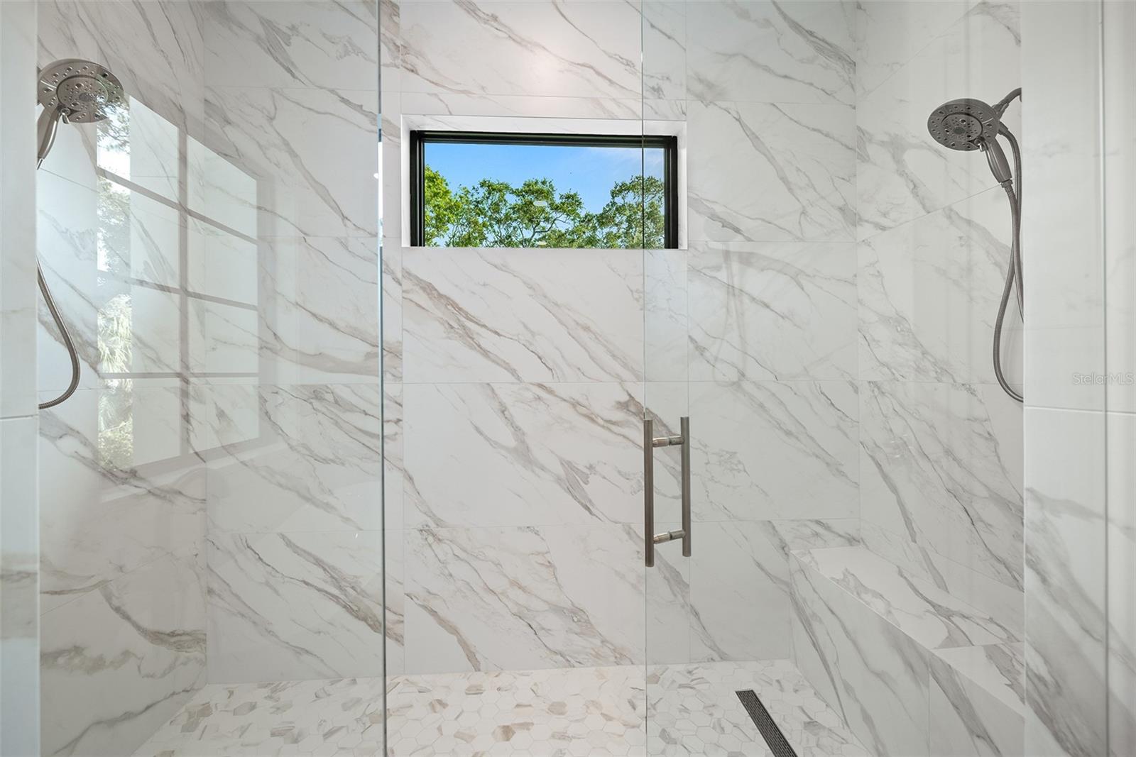 SUNSET PARK - Residential