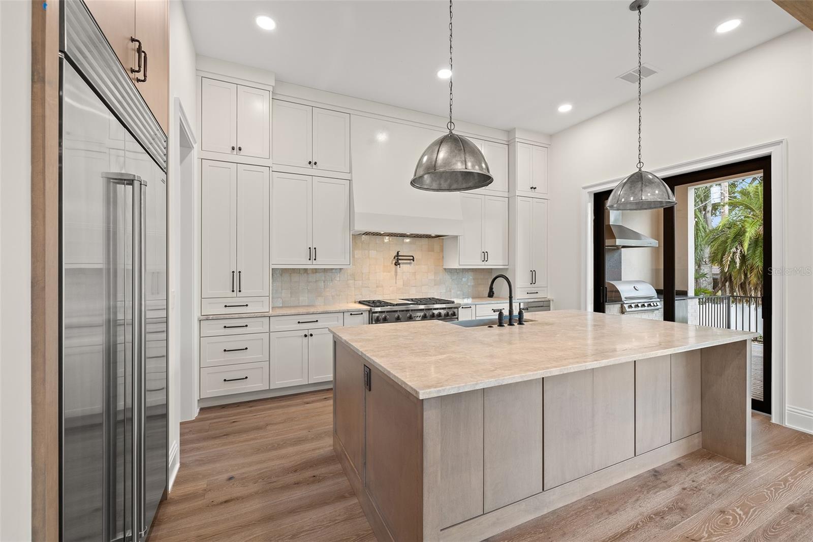 SUNSET PARK - Residential