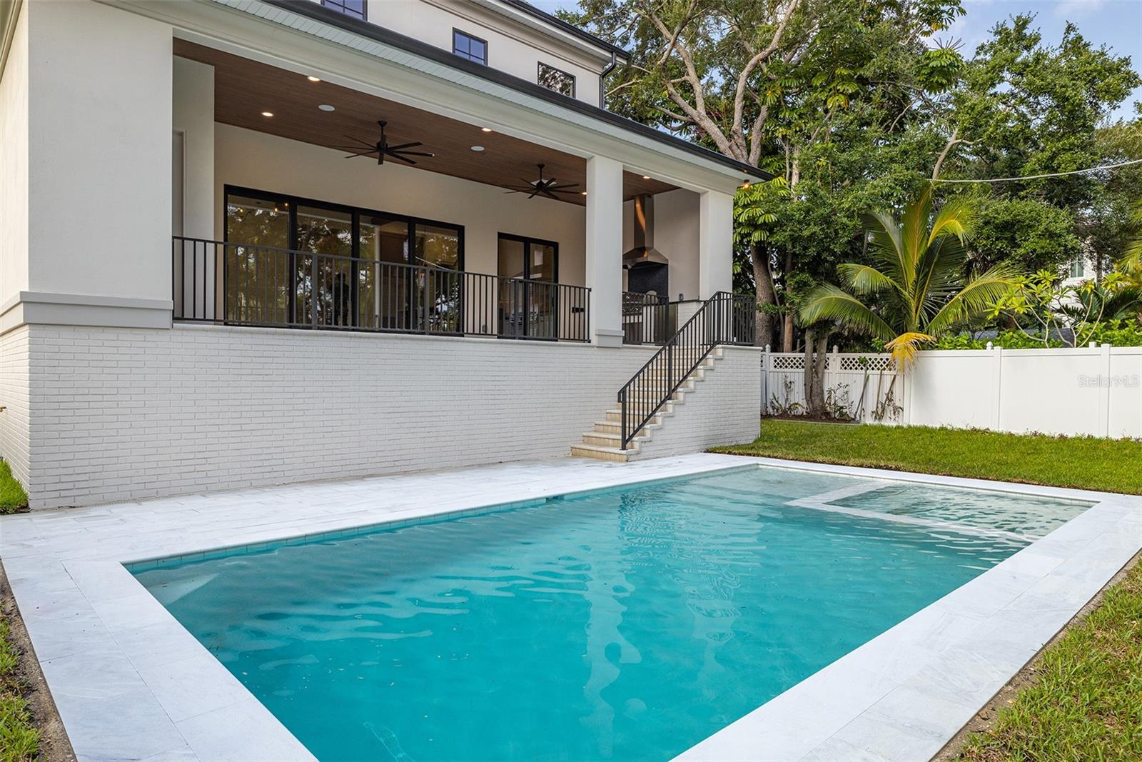 SUNSET PARK - Residential