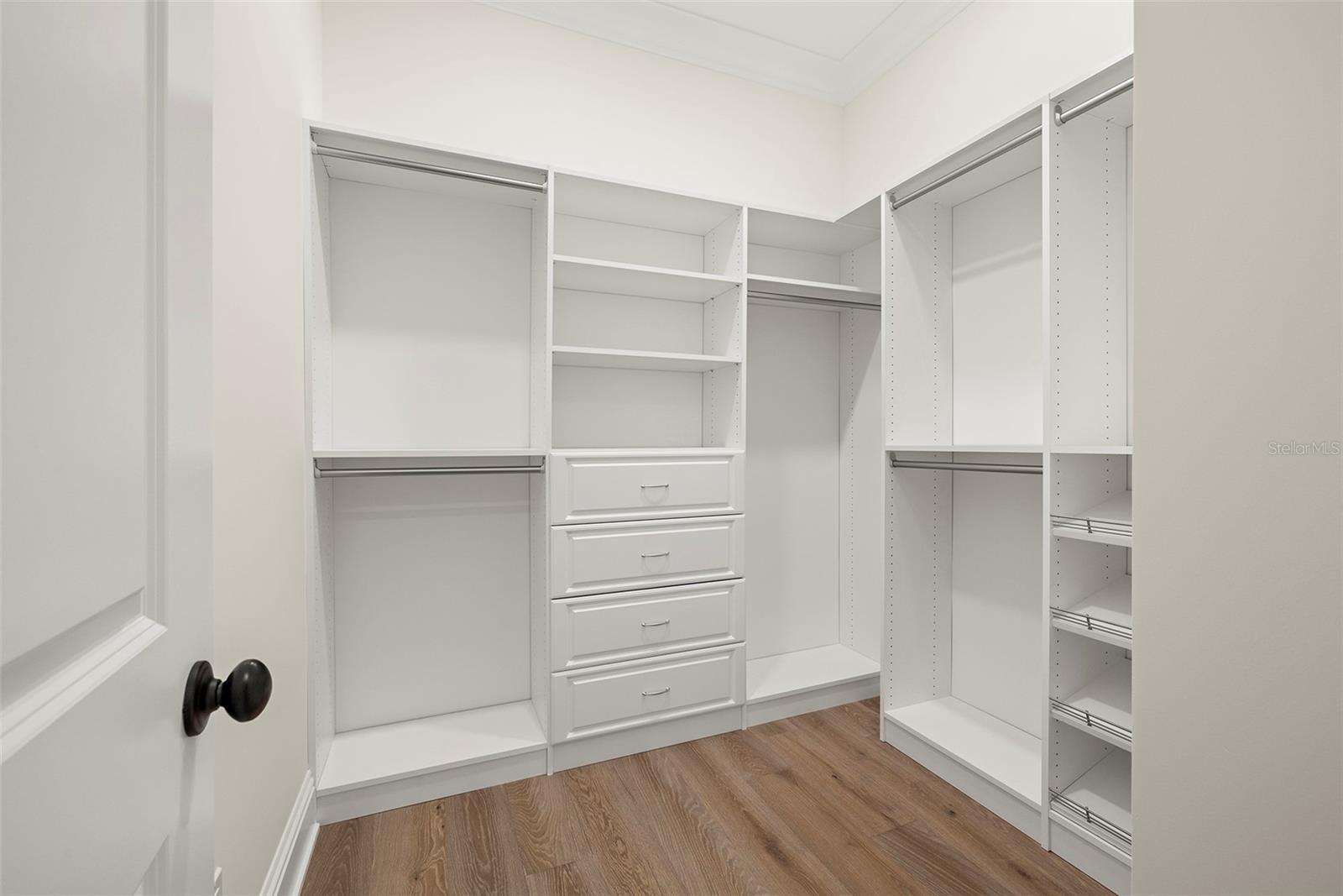 SUNSET PARK - Residential