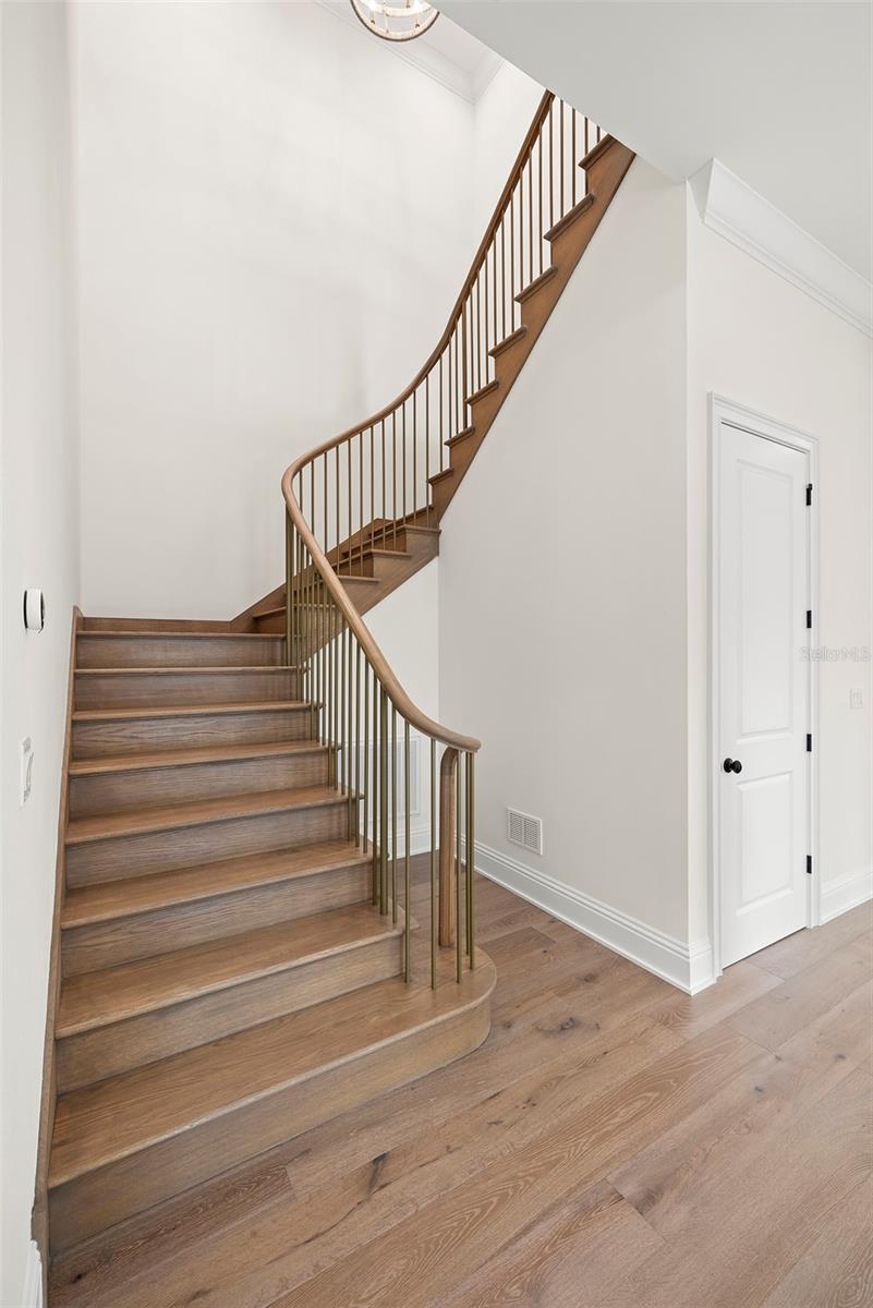 SUNSET PARK - Residential