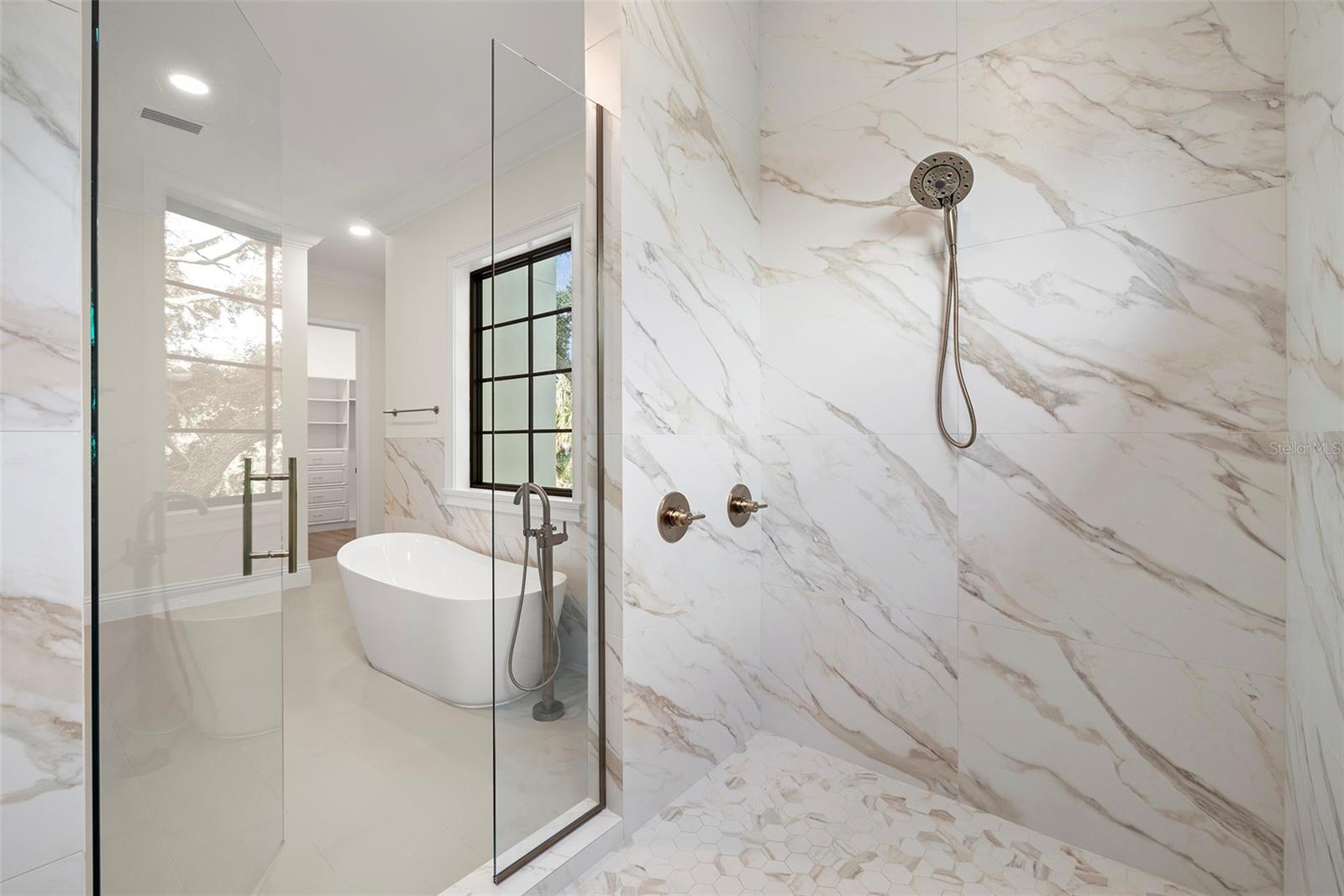 SUNSET PARK - Residential