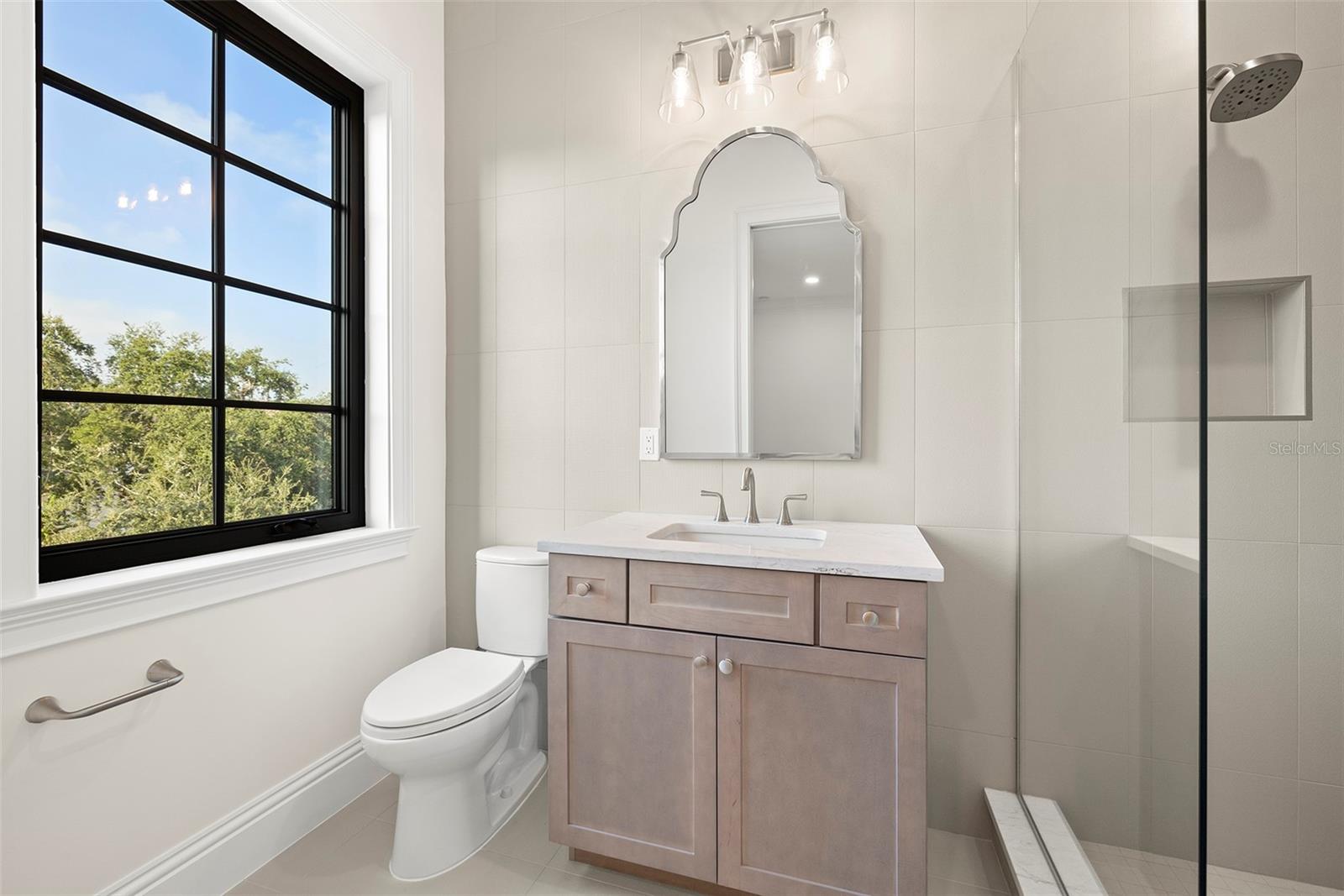 SUNSET PARK - Residential