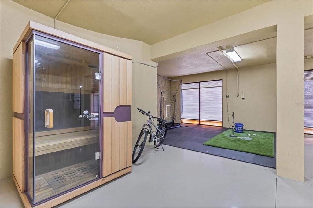 LEGENDS BAY - Residential