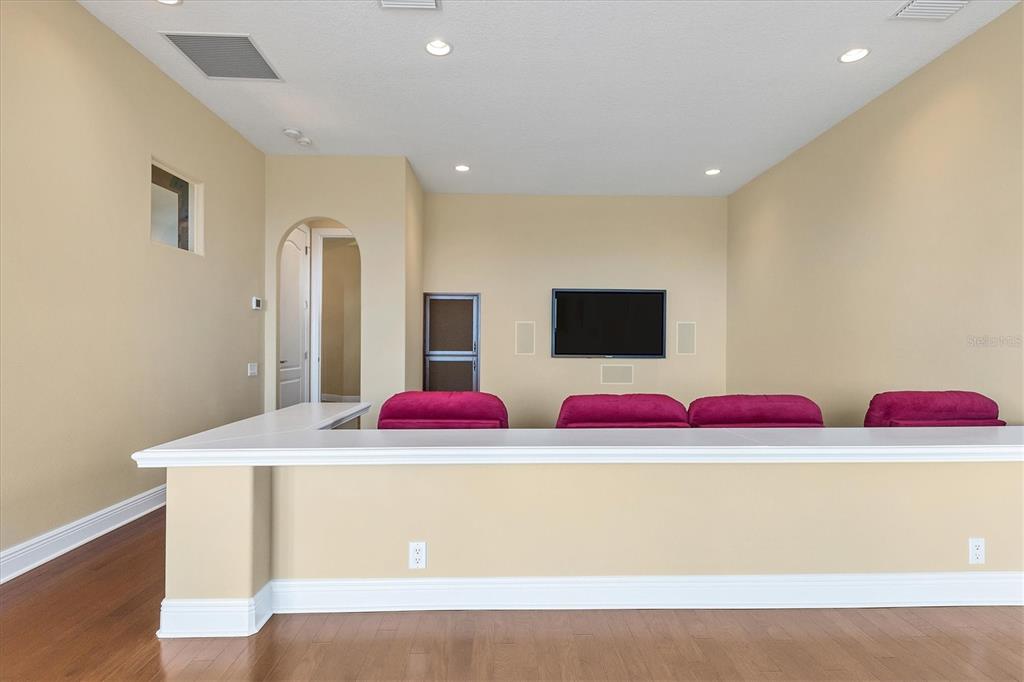 LEGENDS BAY - Residential