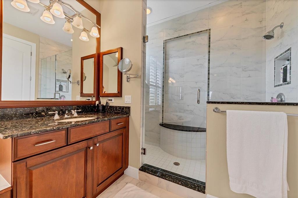 LEGENDS BAY - Residential