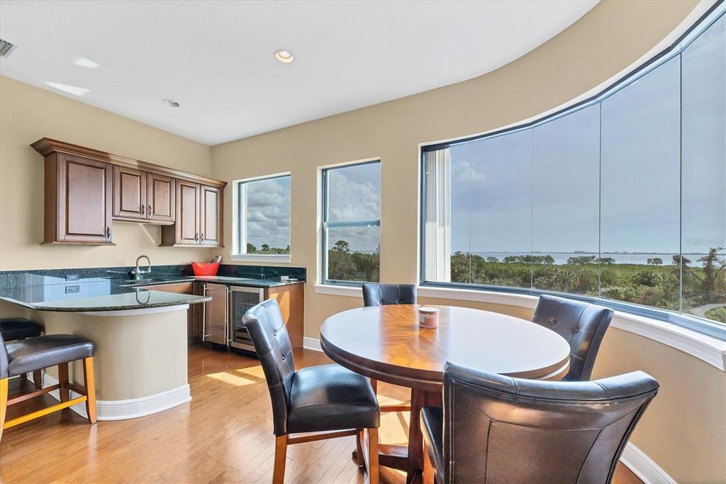 LEGENDS BAY - Residential