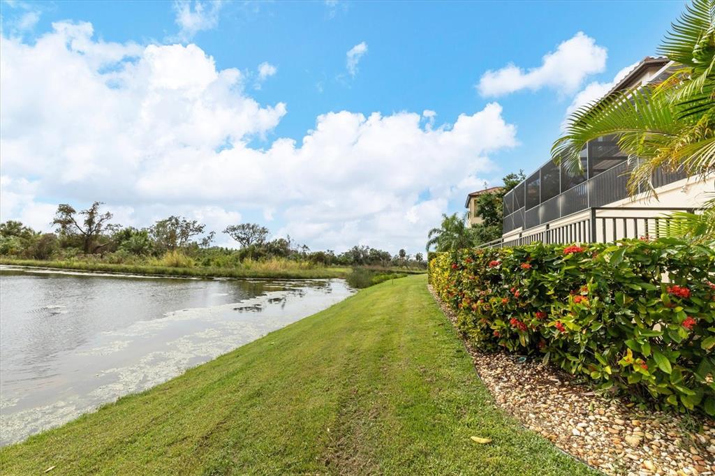 LEGENDS BAY - Residential