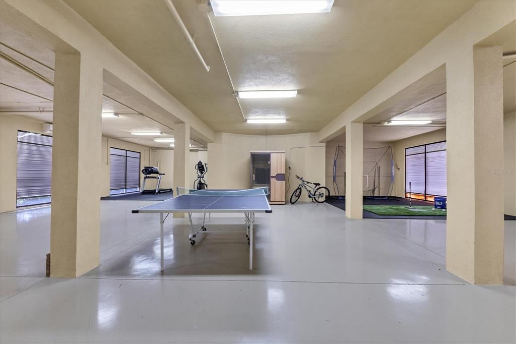 LEGENDS BAY - Residential