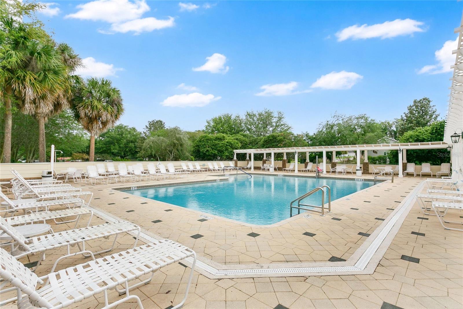 COURTYARD VILLAS - Residential