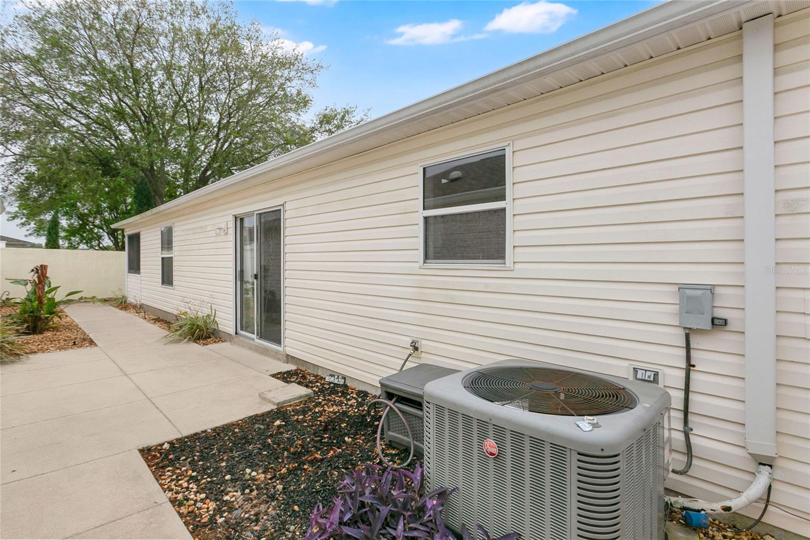 COURTYARD VILLAS - Residential