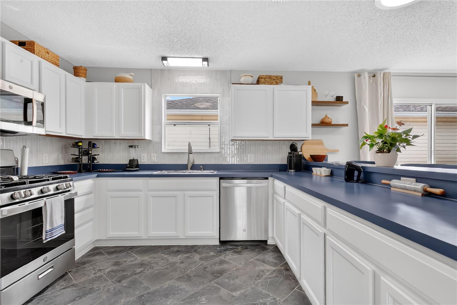 COURTYARD VILLAS - Residential