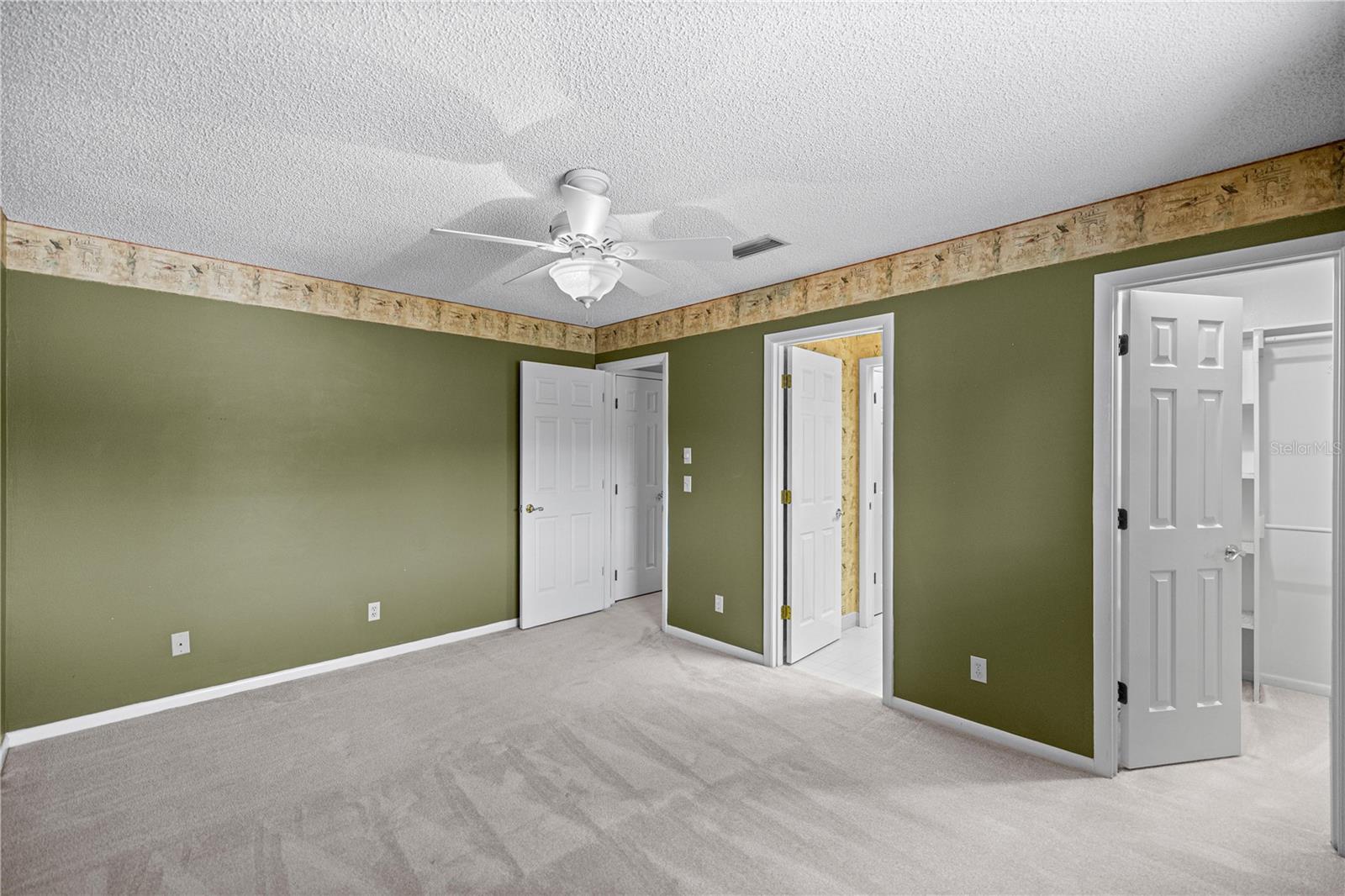 CRESTWOOD SOUTH VILLAGE - Residential