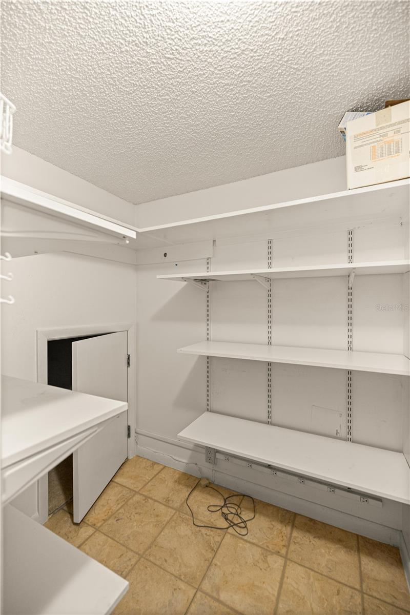 CRESTWOOD SOUTH VILLAGE - Residential