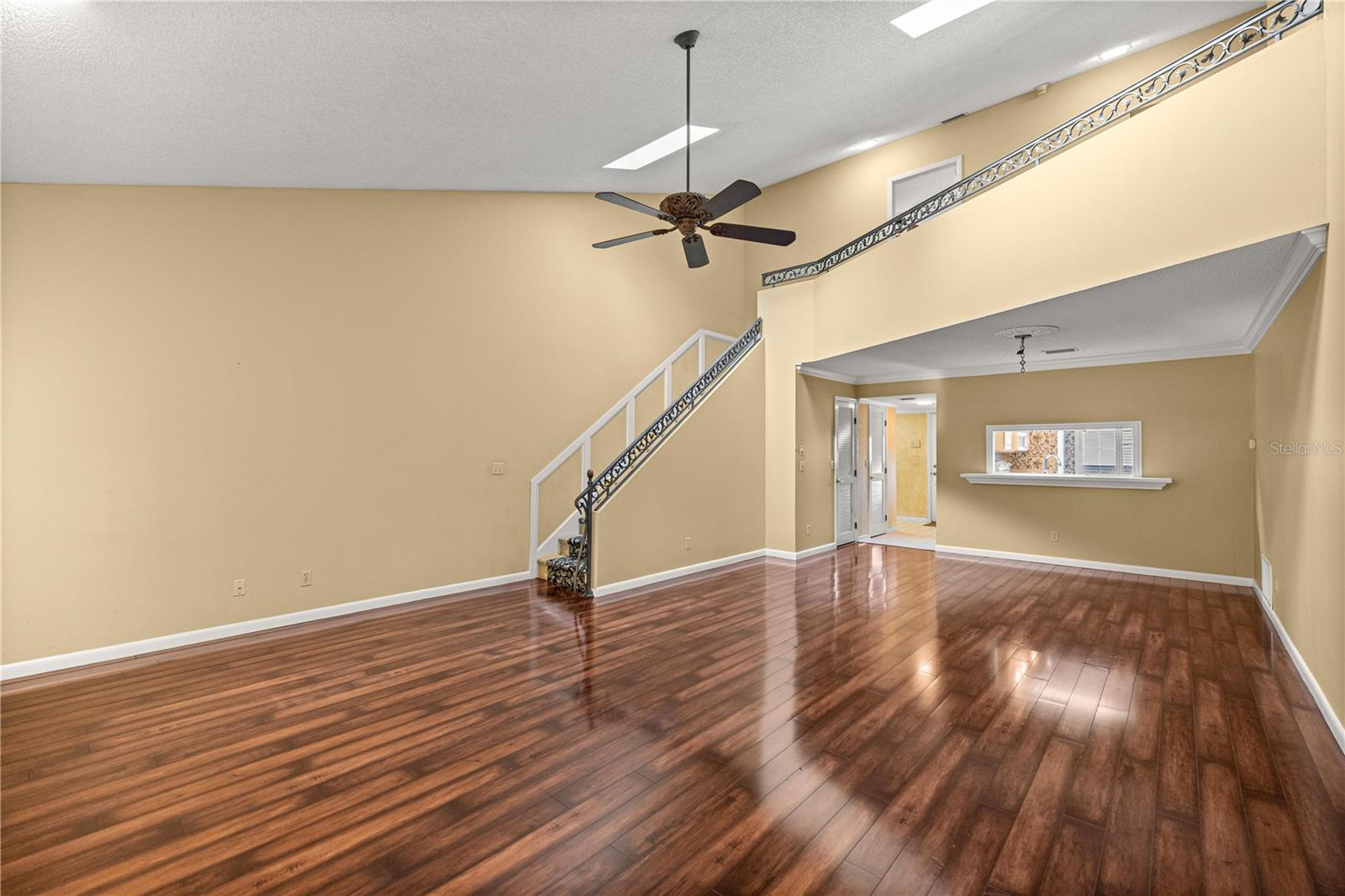 CRESTWOOD SOUTH VILLAGE - Residential