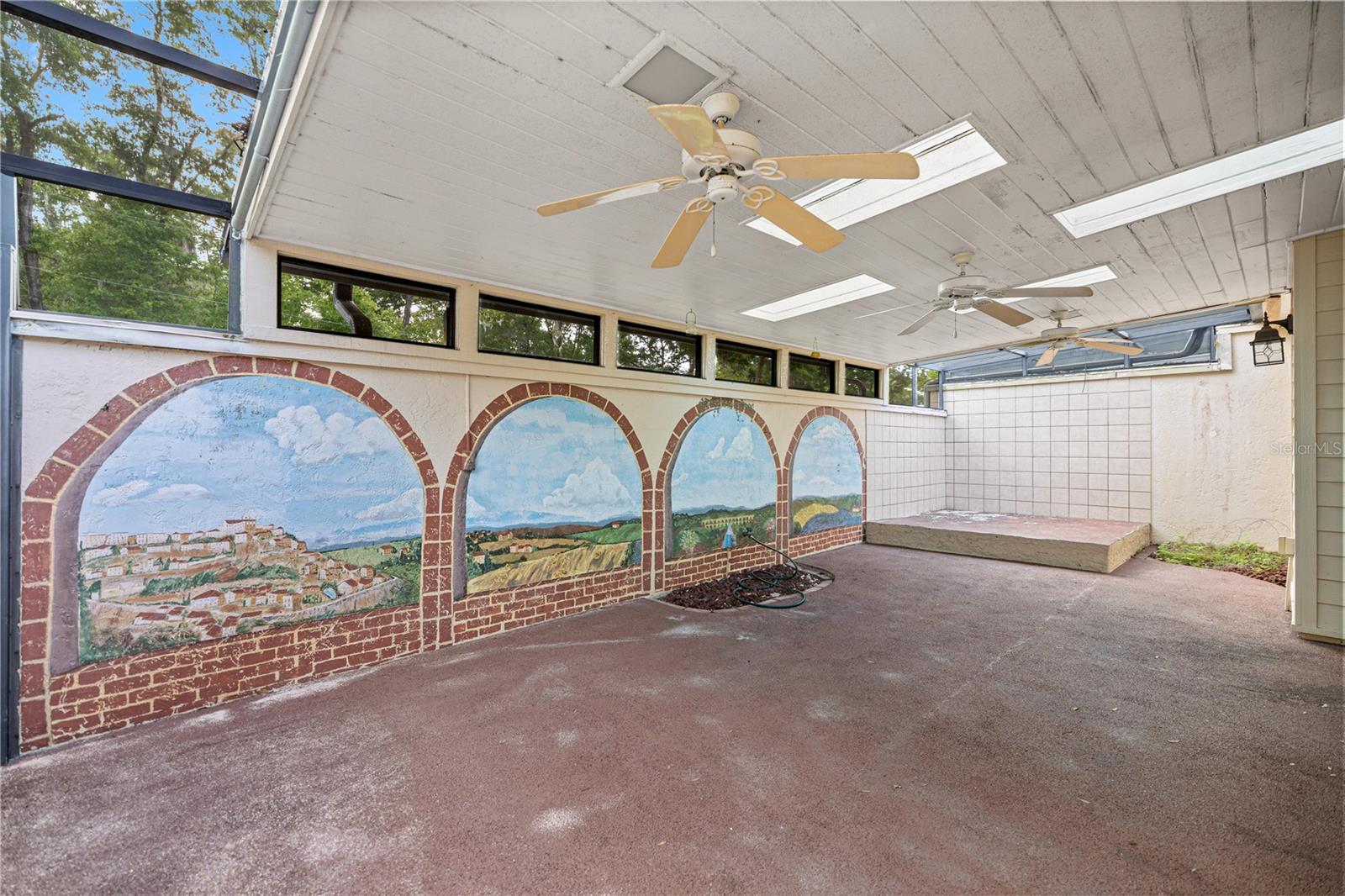 CRESTWOOD SOUTH VILLAGE - Residential