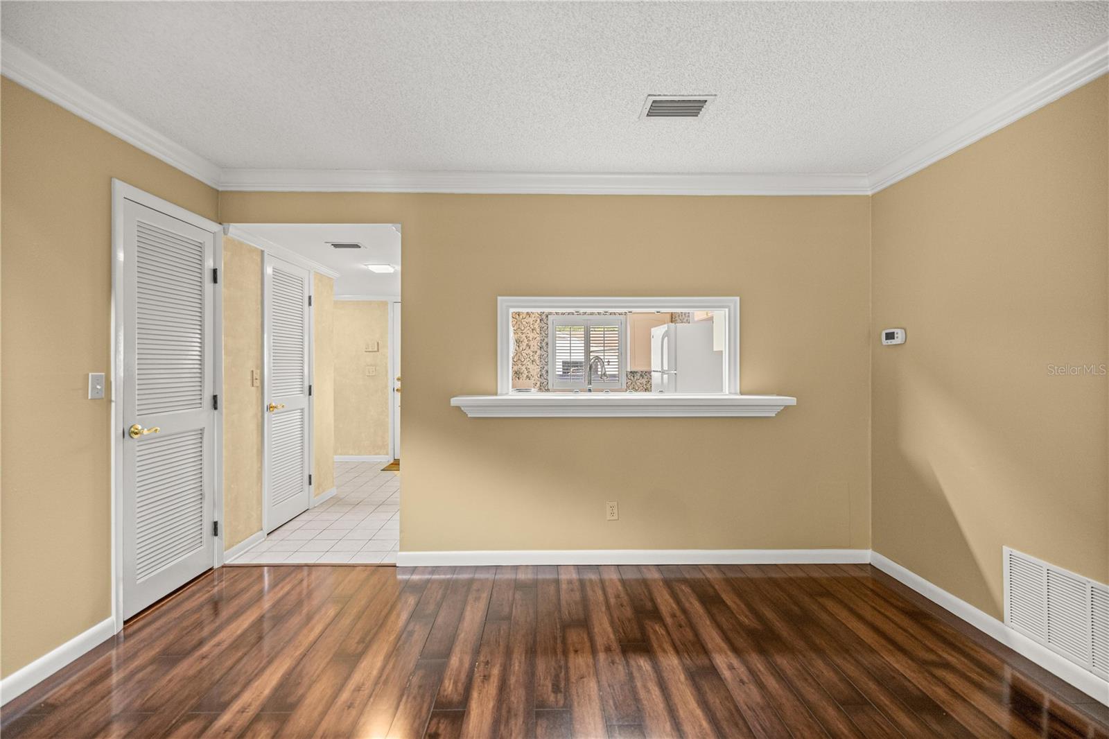 CRESTWOOD SOUTH VILLAGE - Residential