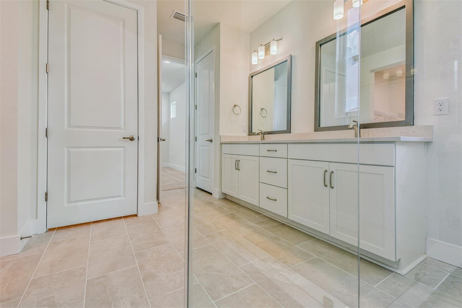 VISTERA OF VENICE - Residential