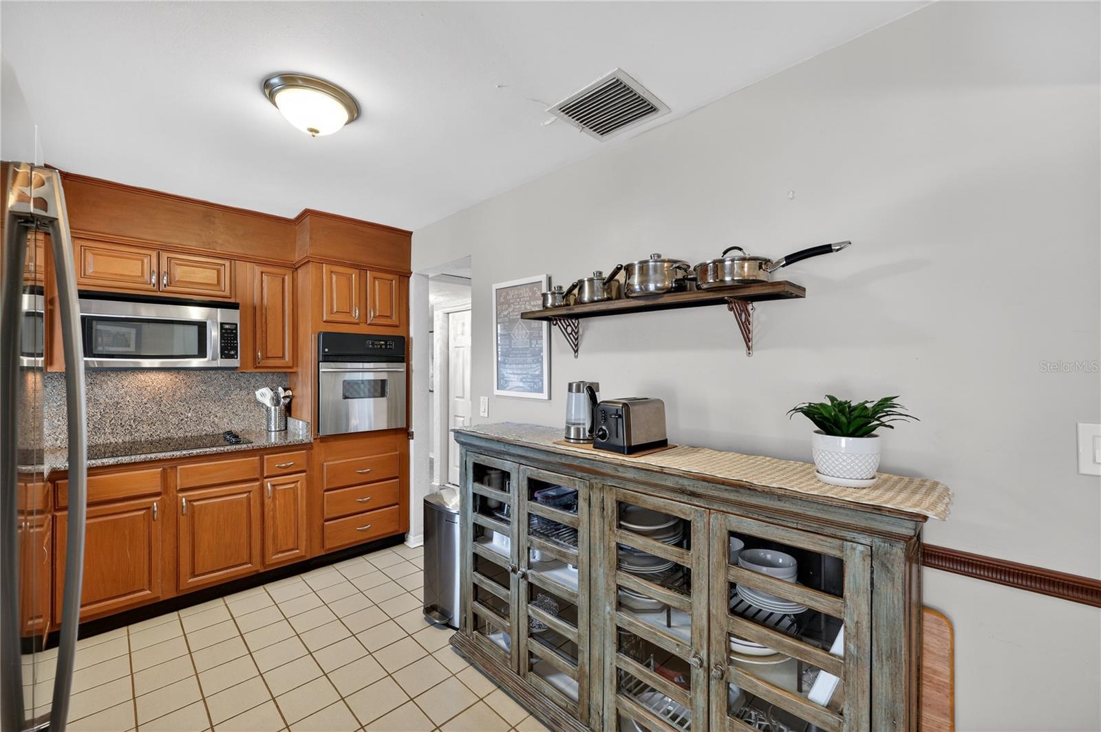 HOLIDAY PARK 2ND ADD - Residential