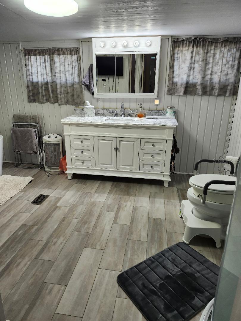 TRAILER ESTATES - Residential