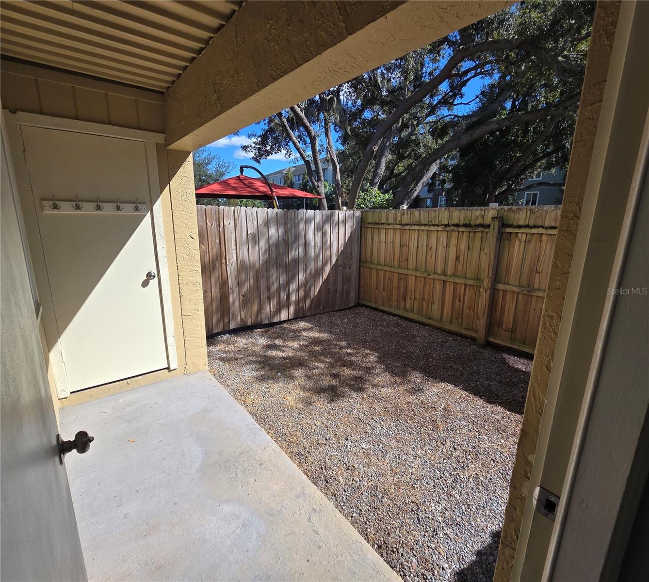 THE HAMPTONS AT BRANDON A CONDO - Residential Lease