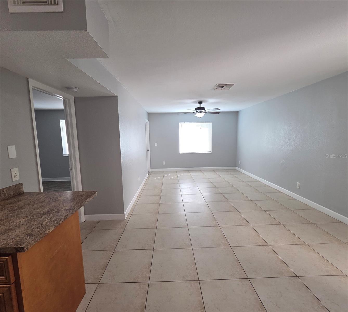 THE HAMPTONS AT BRANDON A CONDO - Residential Lease