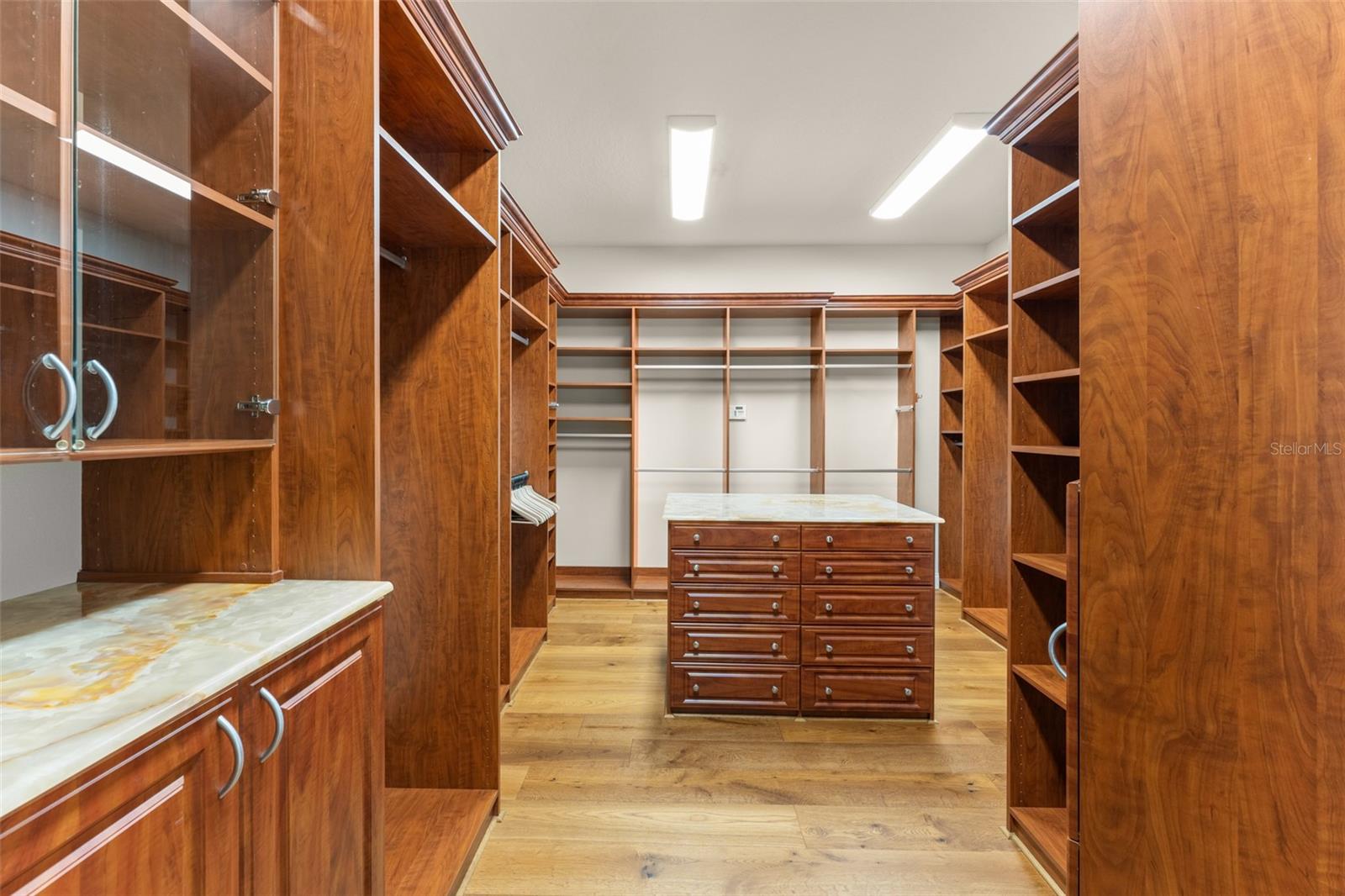 KEENES POINTE UT 04 SEC 29 48 82 - Residential