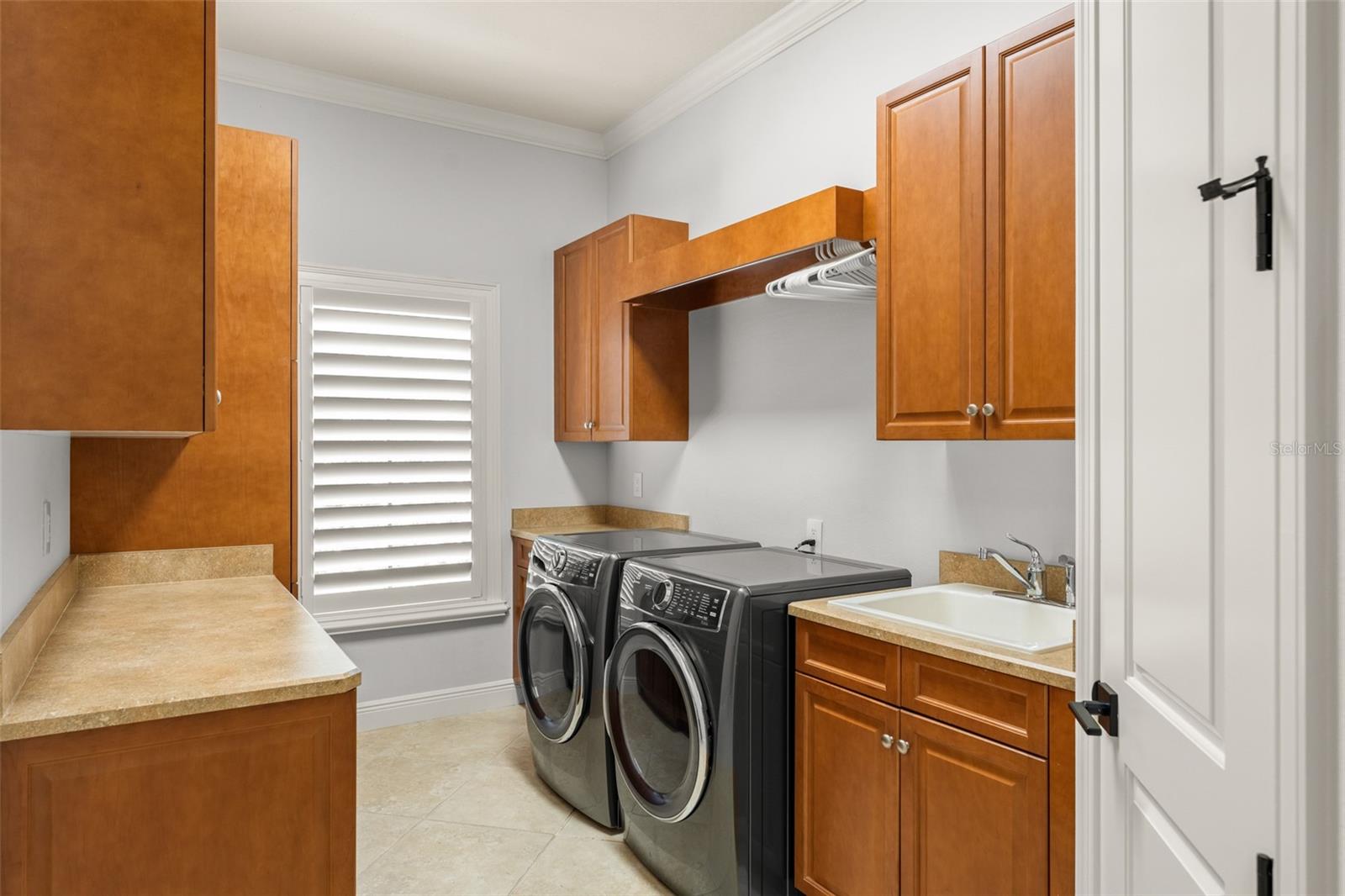 KEENES POINTE UT 04 SEC 29 48 82 - Residential