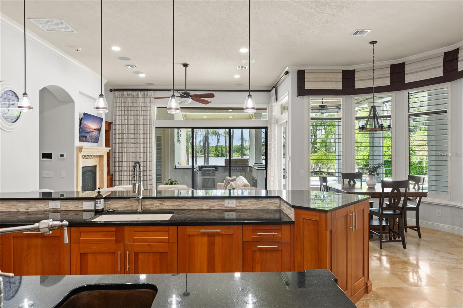 KEENES POINTE UT 04 SEC 29 48 82 - Residential