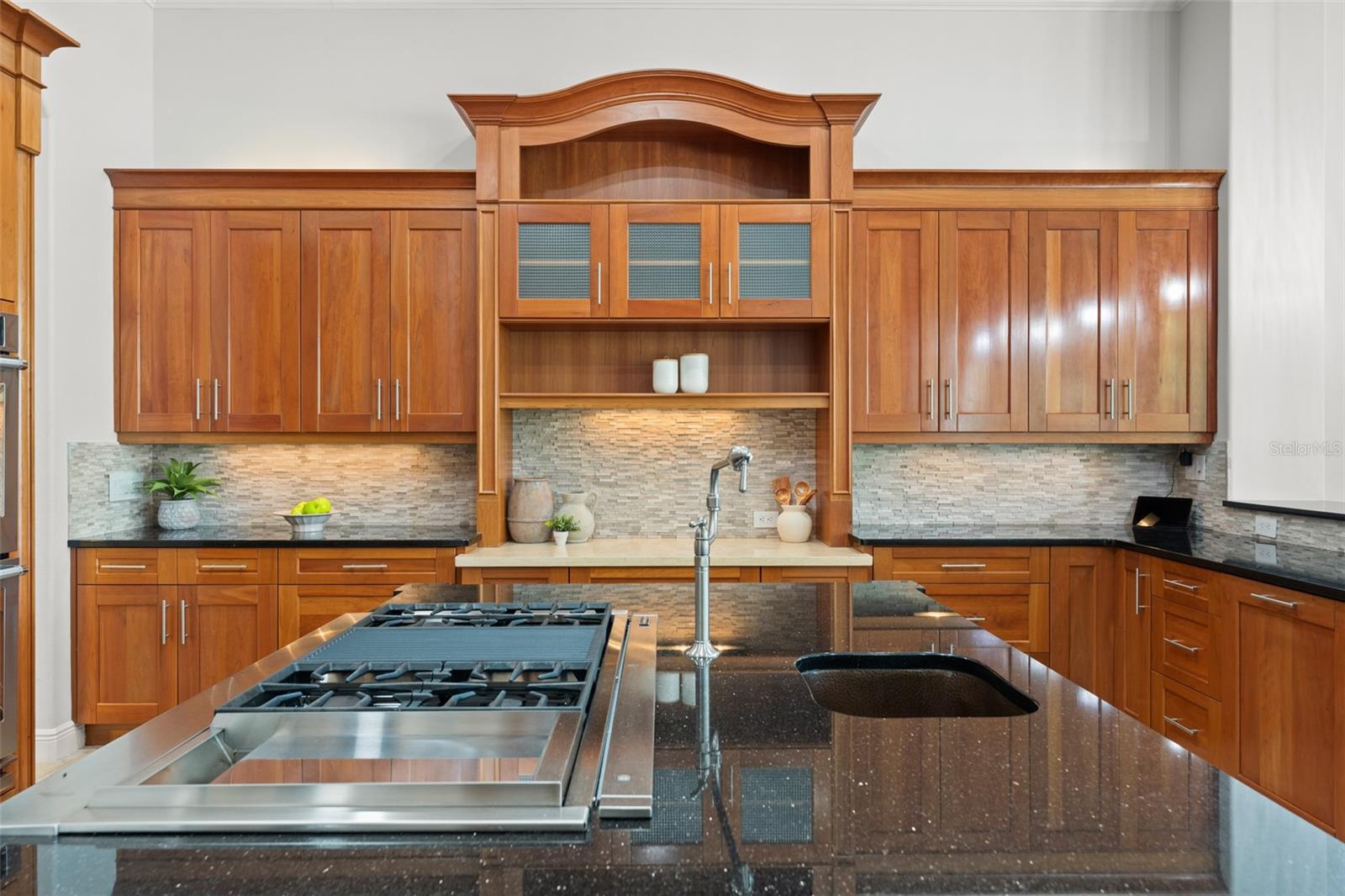 KEENES POINTE UT 04 SEC 29 48 82 - Residential