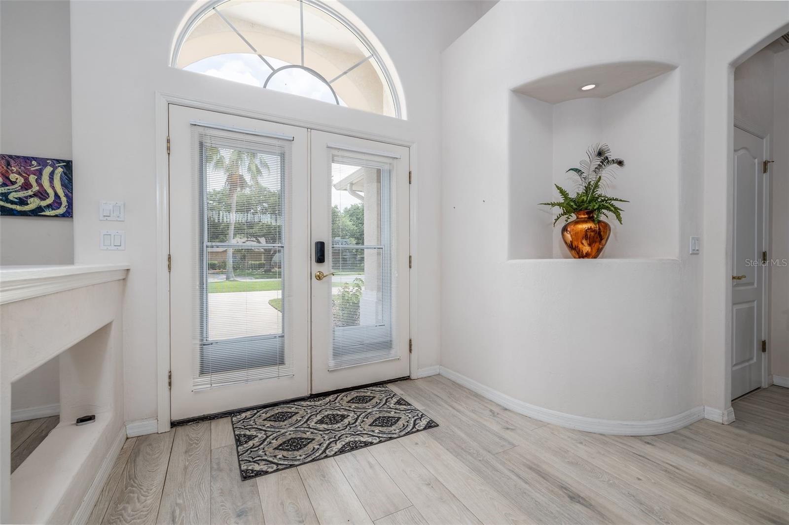 100 PARADISE VALLEY COURT