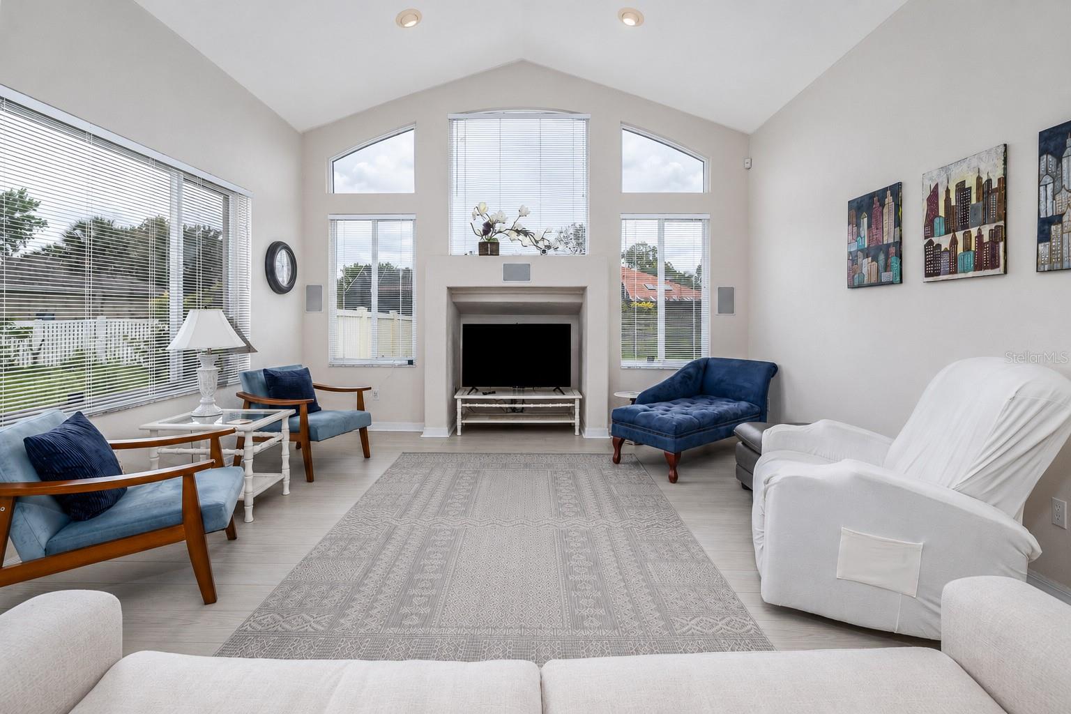 INDIGO UN 7 - Residential