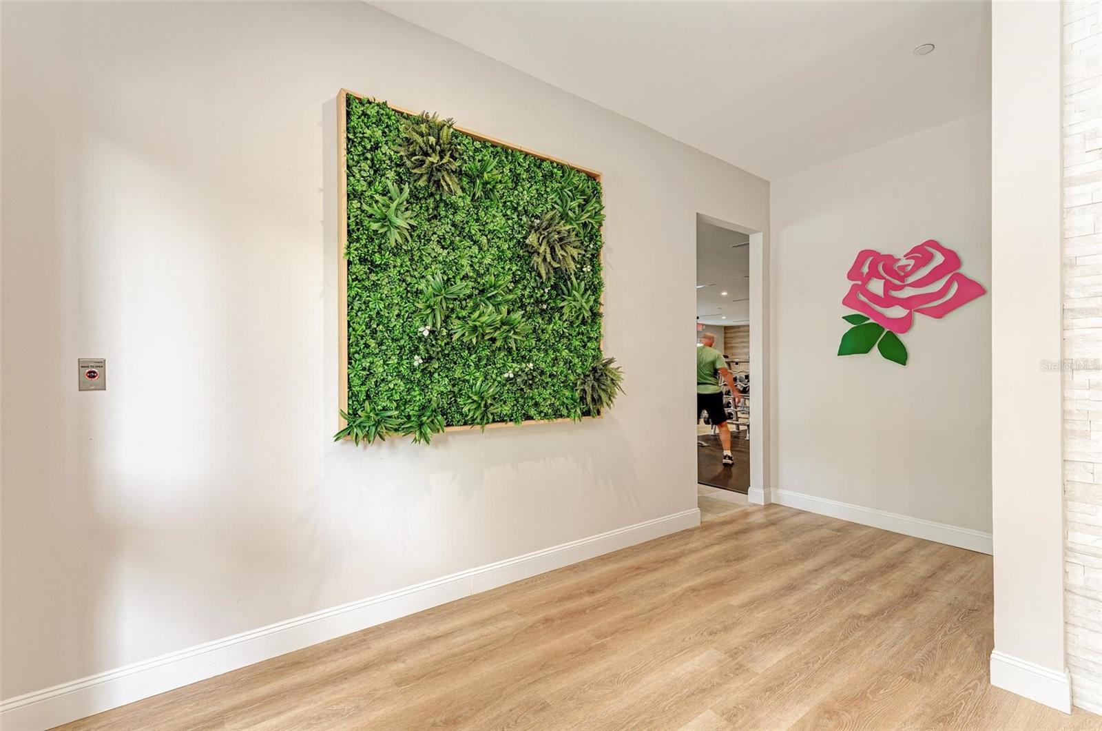 ROSEDALE - Residential