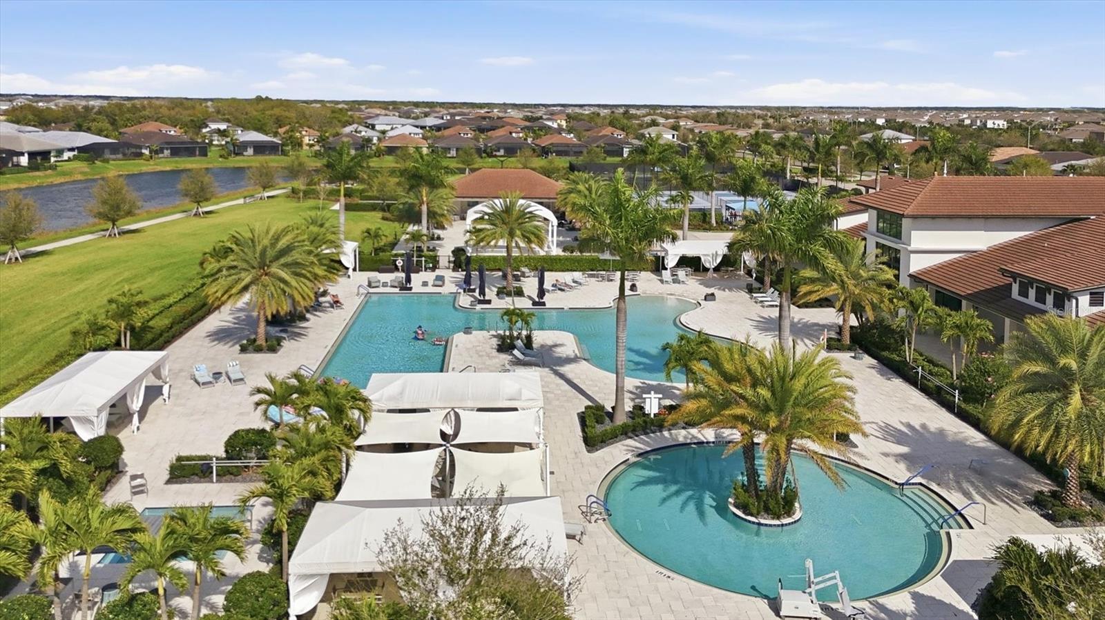 CRESSWIND PH III - Residential