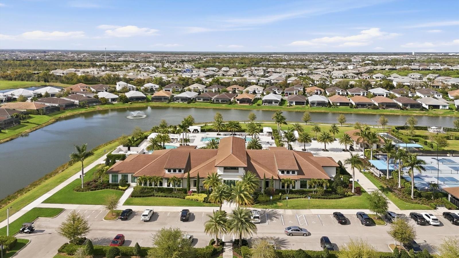 CRESSWIND PH III - Residential