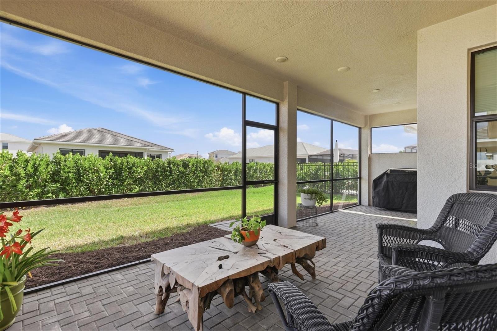 CRESSWIND PH III - Residential