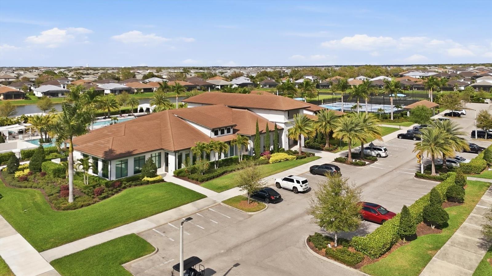 CRESSWIND PH III - Residential