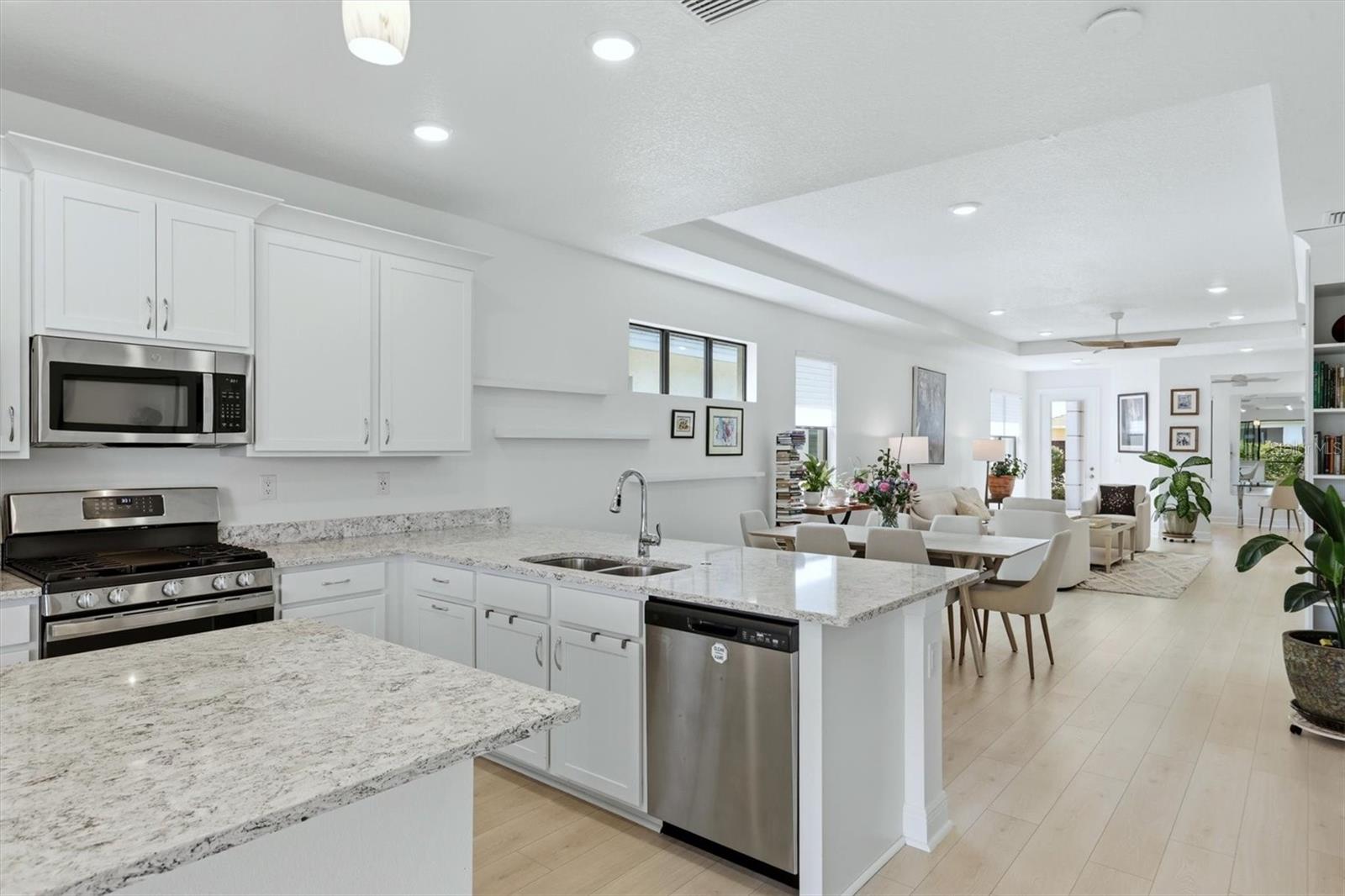 CRESSWIND PH III - Residential