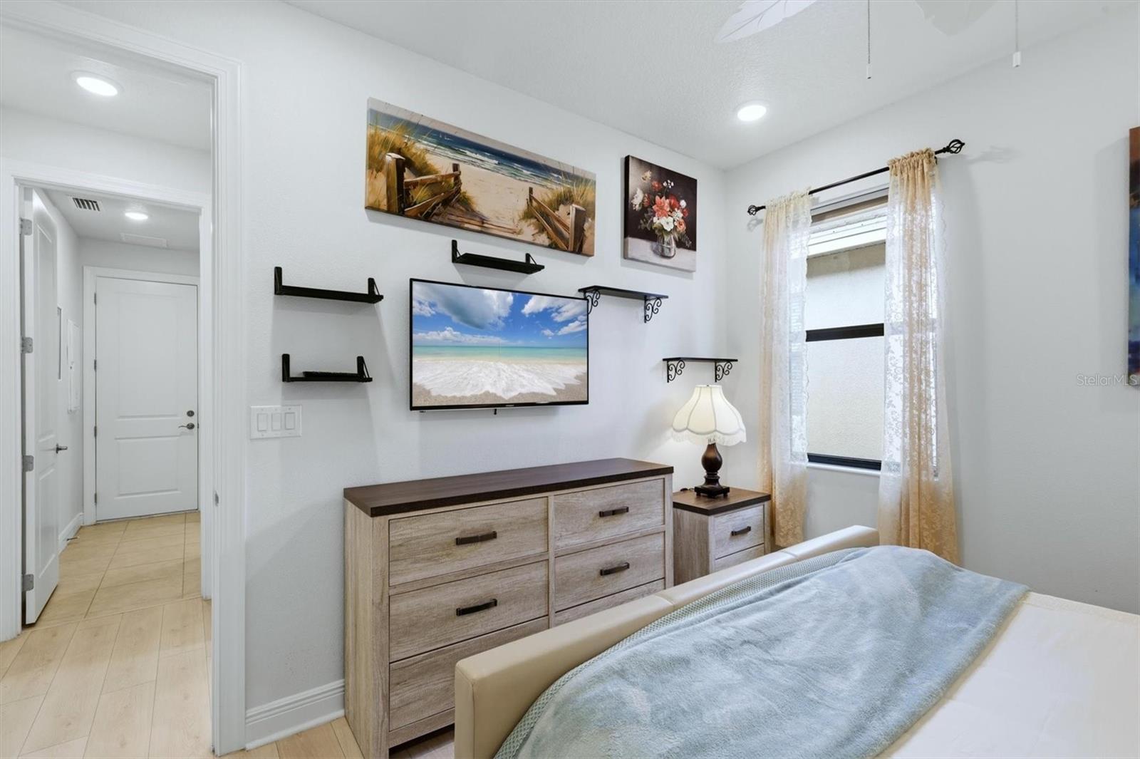 CRESSWIND PH III - Residential