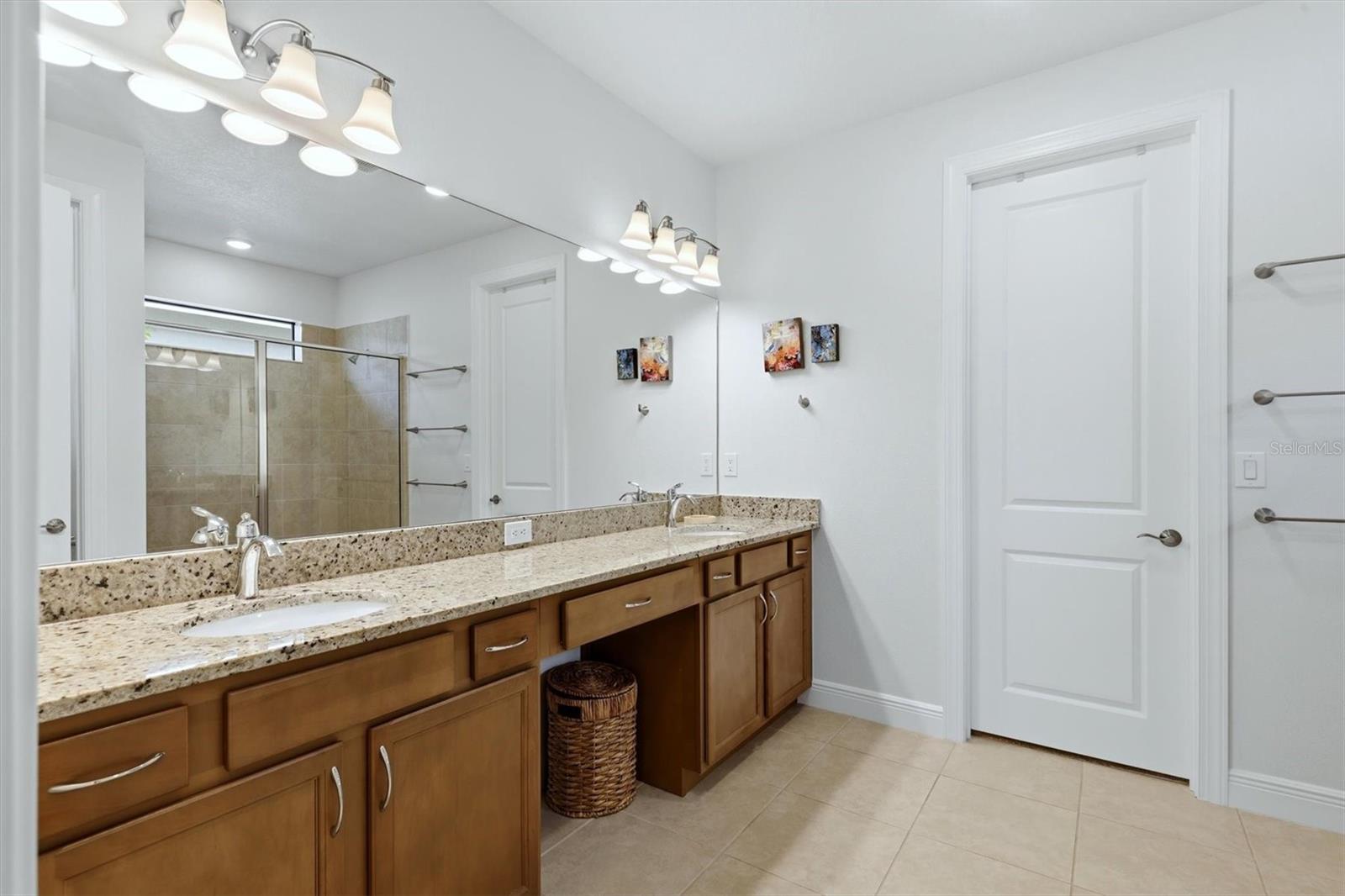 CRESSWIND PH III - Residential