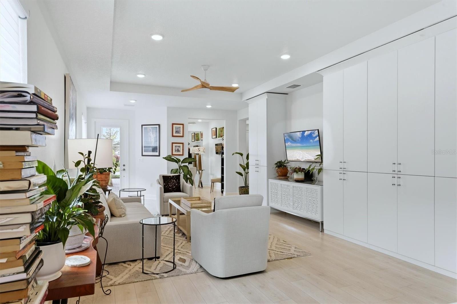 CRESSWIND PH III - Residential