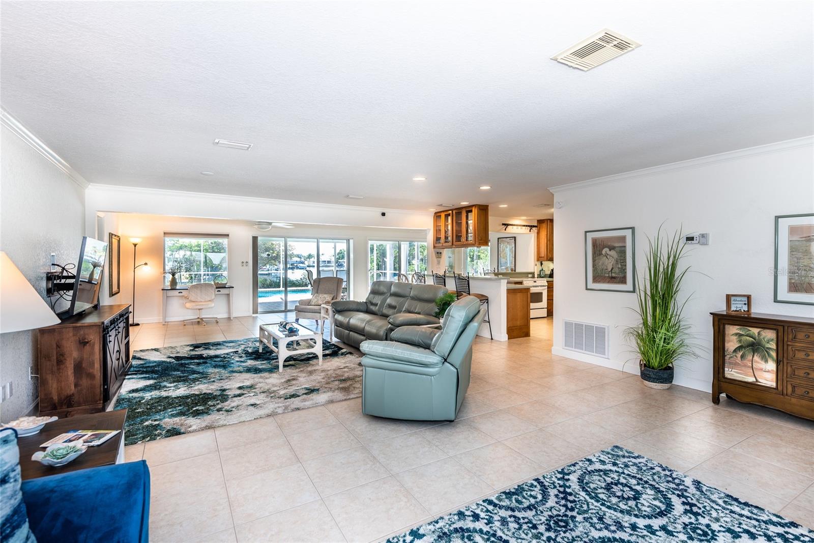 PORT CHARLOTTE SEC 040 - Residential Lease