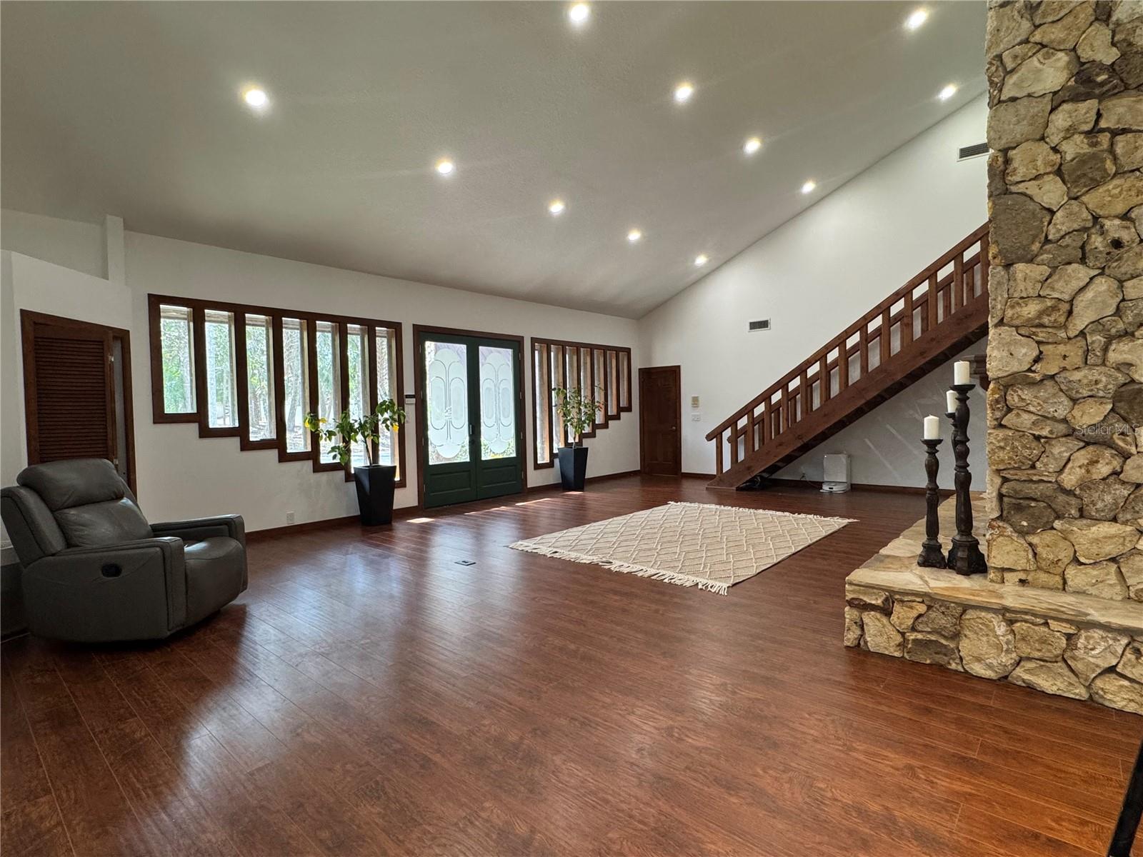 BAHAMA RANCHES - Residential