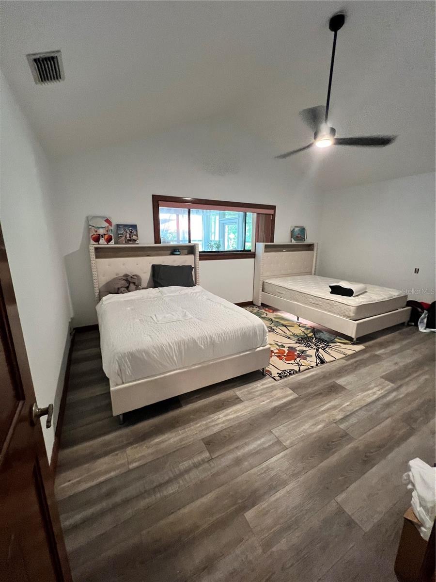 BAHAMA RANCHES - Residential