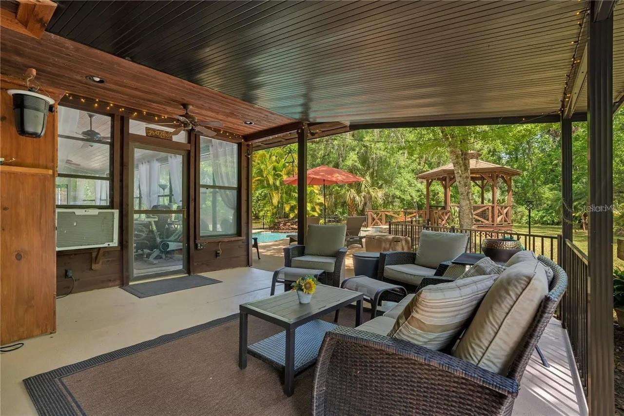 BAHAMA RANCHES - Residential