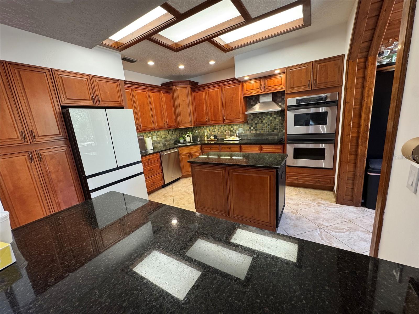 BAHAMA RANCHES - Residential