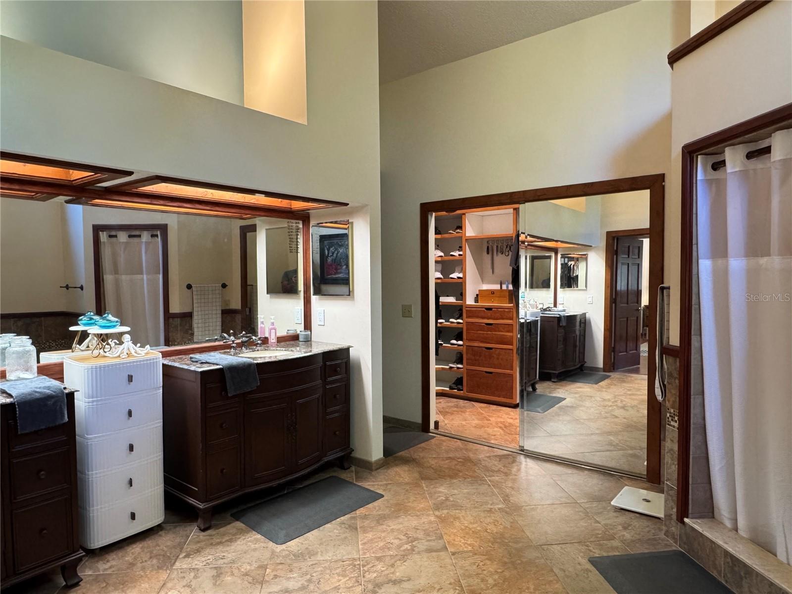 BAHAMA RANCHES - Residential