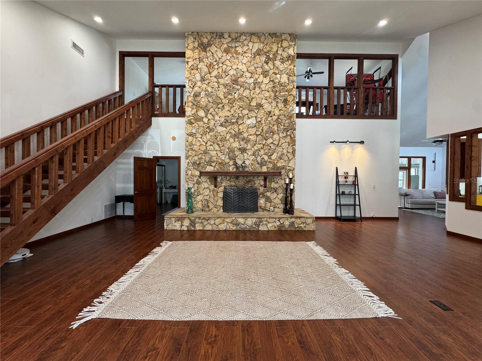 BAHAMA RANCHES - Residential