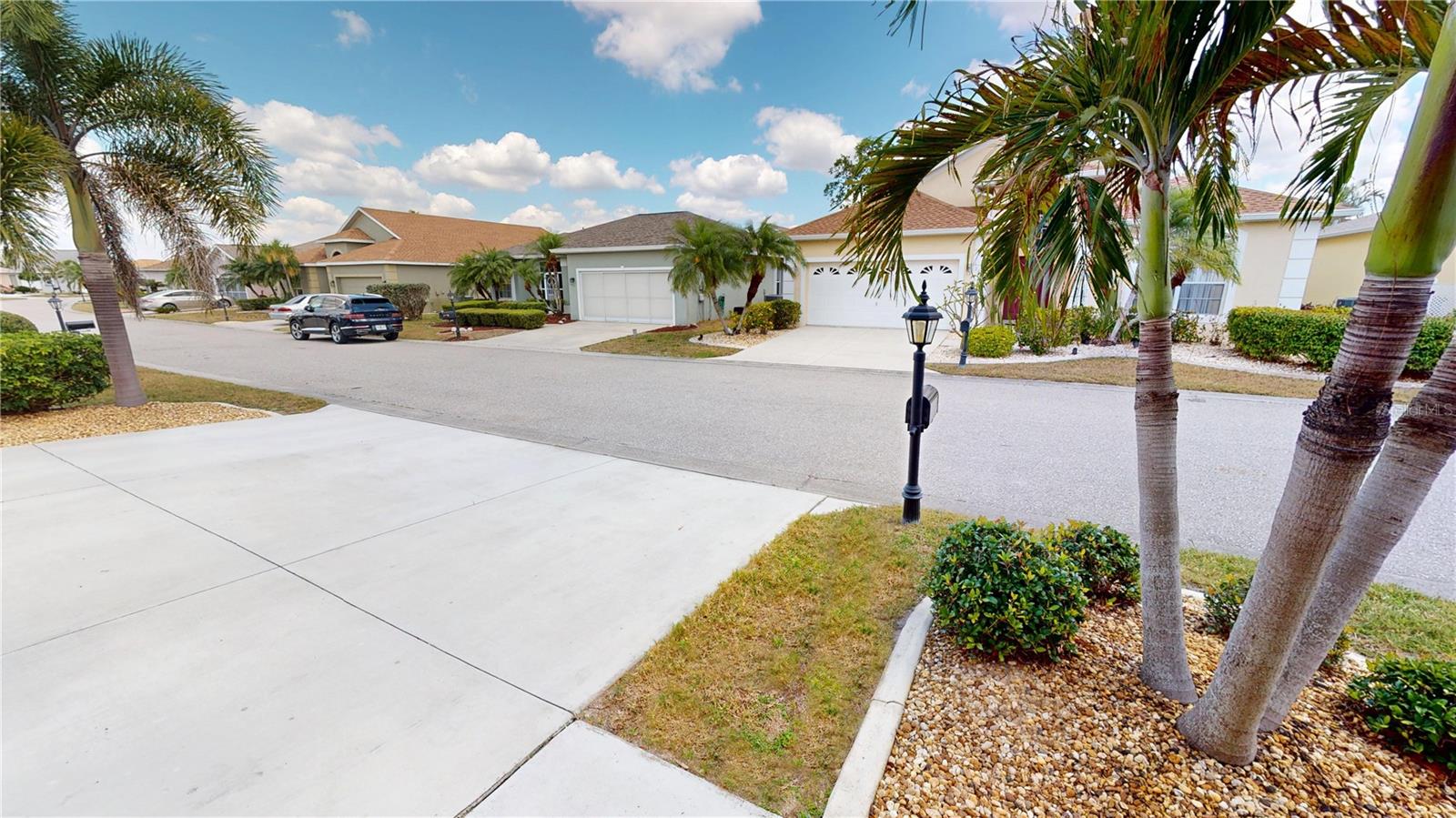 1677 PALACE COURT